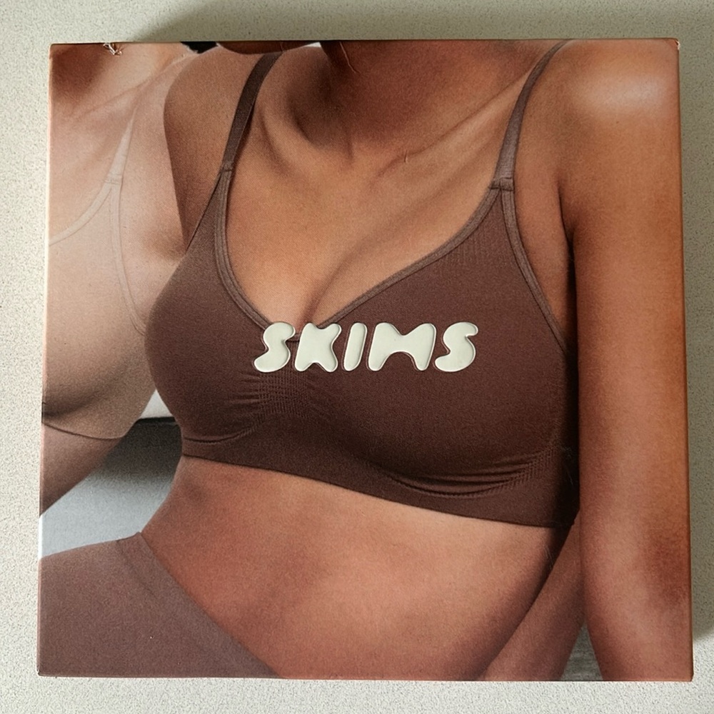 NEW Skims Seamless Solutionwear Sculpting Bra Onyx Black S/M SH-BRA-0112